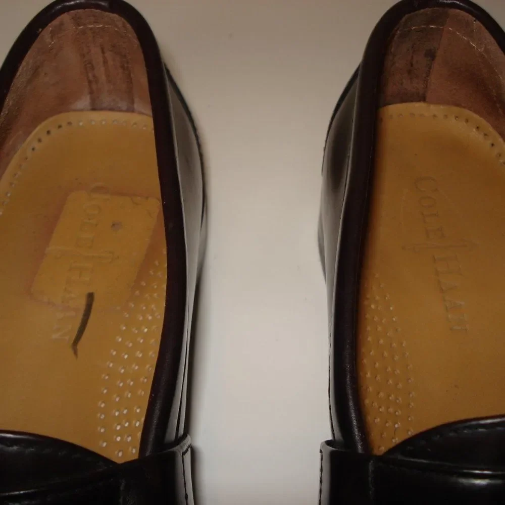 Men's Cole Haan 10 M Loafers Used Shoes Tassel